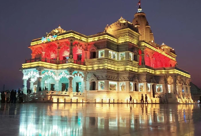Vrindavan Temple Sightseeing Taxi Tour