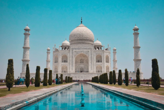 Vrindavan Agra Taxi Tour